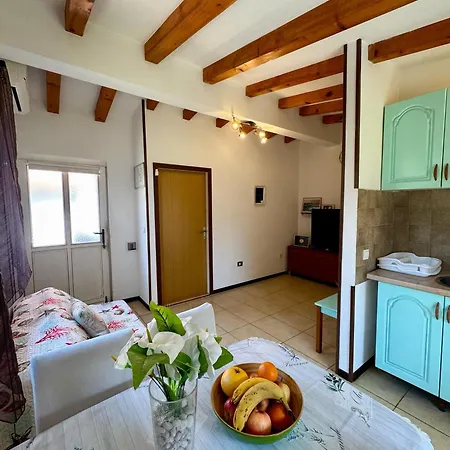 Lucas Apartamento